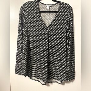 Carolina Belle black and white top 3/$25